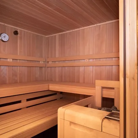 Klagenfurt Wulfenia - With Free Parking, Sauna, Smart-tv And Air Conditioning קלגנפורט