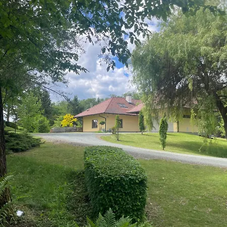 Wulfenia - Klagenfurt - Private Sauna, Smart-tv, Air Conditioning, Free Parking