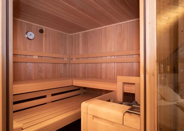 Klagenfurt Wulfenia - Private Sauna, Smart-tv, Air Conditioning, Free Parking 克拉根福